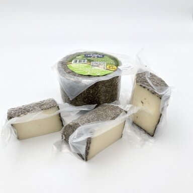 Trijų pienų sūris su rozmarinais, 200g